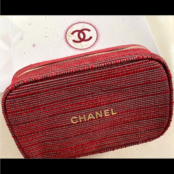 CHANEL 2022 Sheer Genius Lipgloss Trio Holiday Gift Set - Picture 2 of 3